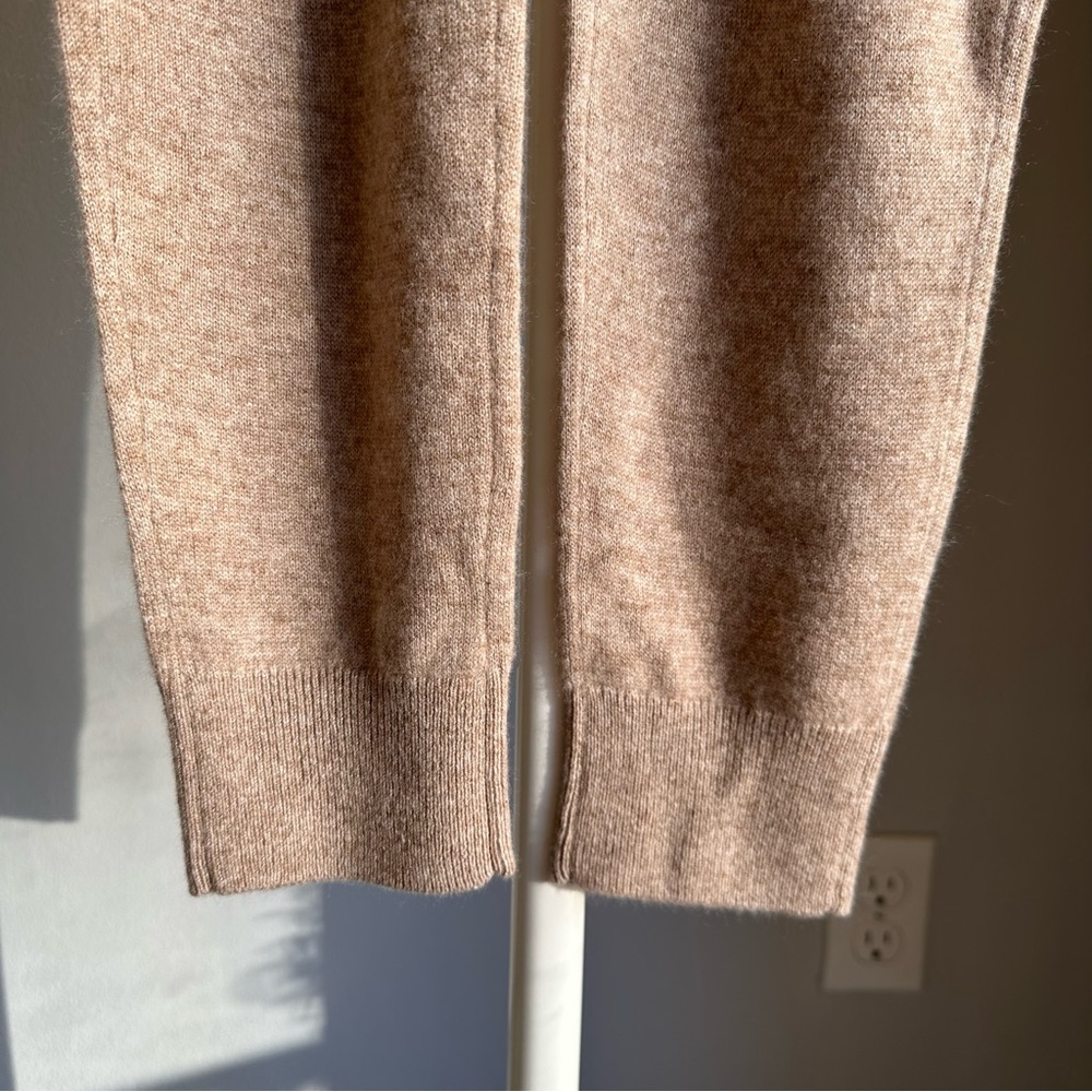*SOLD* NWT Full Set Quince Mongolian 100% Cashmere Oatmeal Zip Hoodies + Joggers - Picture 13 of 15